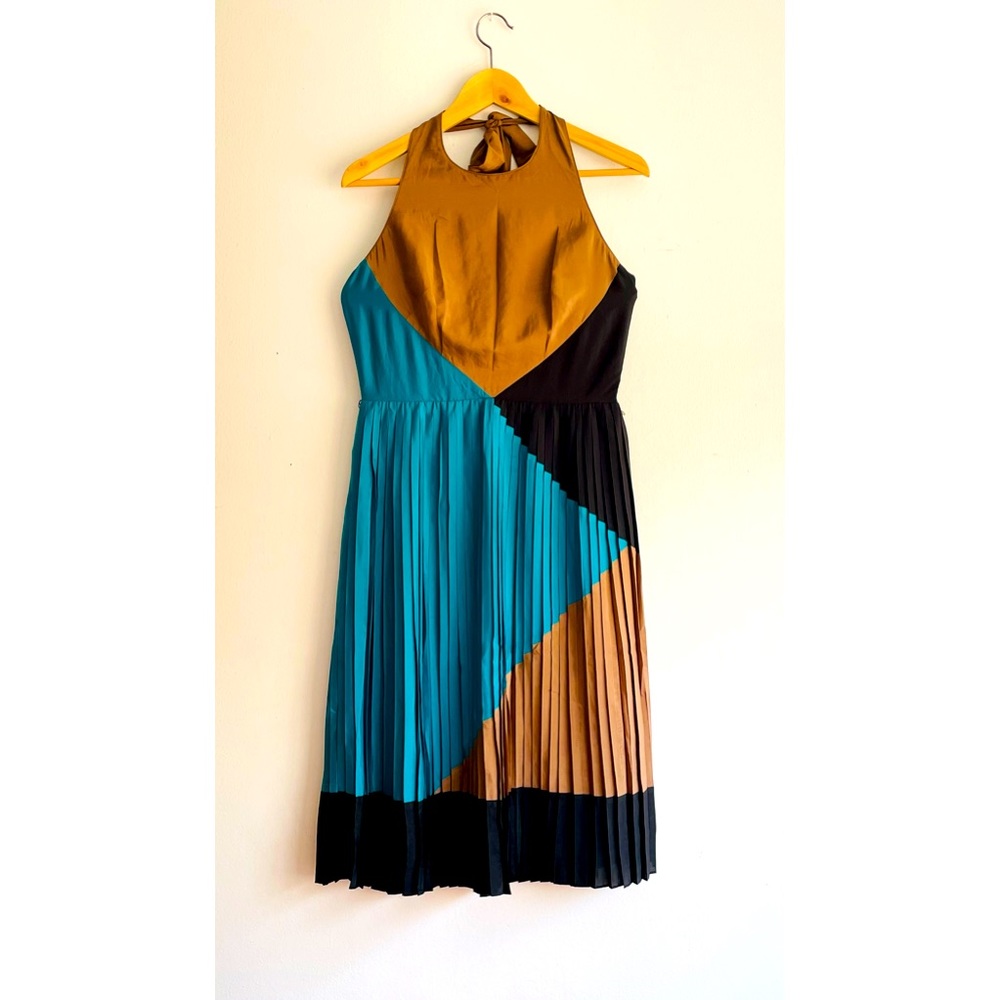 Vince Camuto Pleated Colorblock Halter Dress